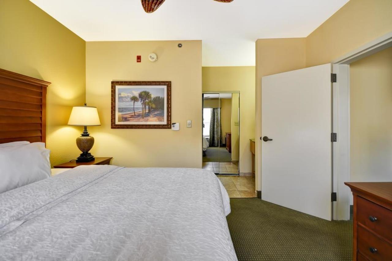 Hampton & Hotel 3*