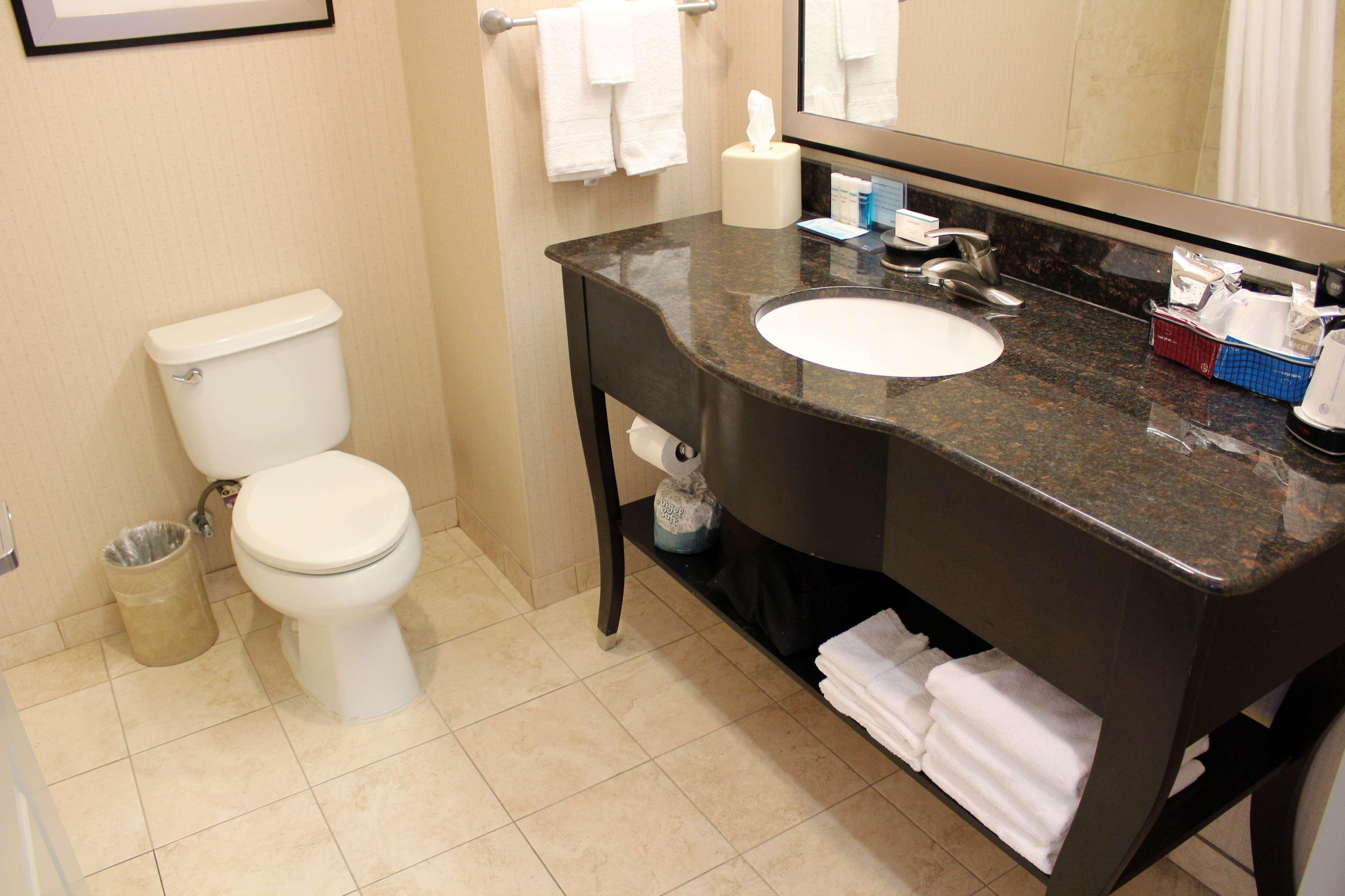 Hotel Hampton & 3*